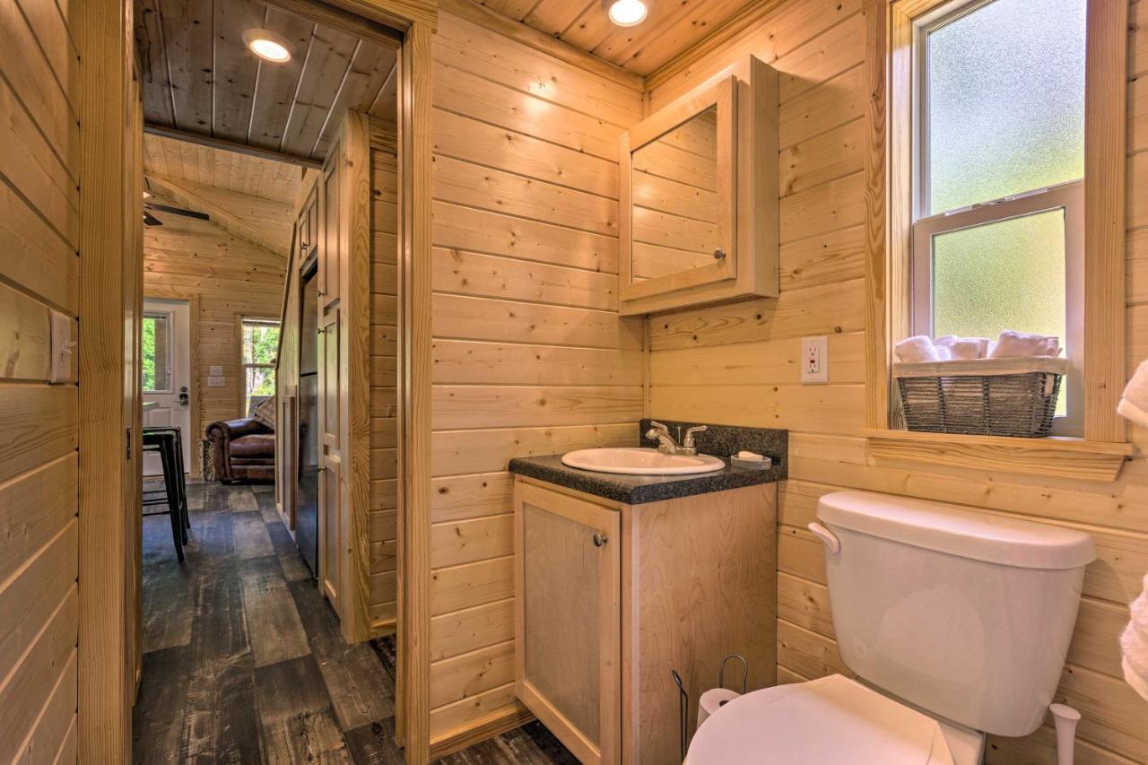 Quaint Mtn Cabin Tiny Living Near Big Adventure Brevard Buitenkant foto